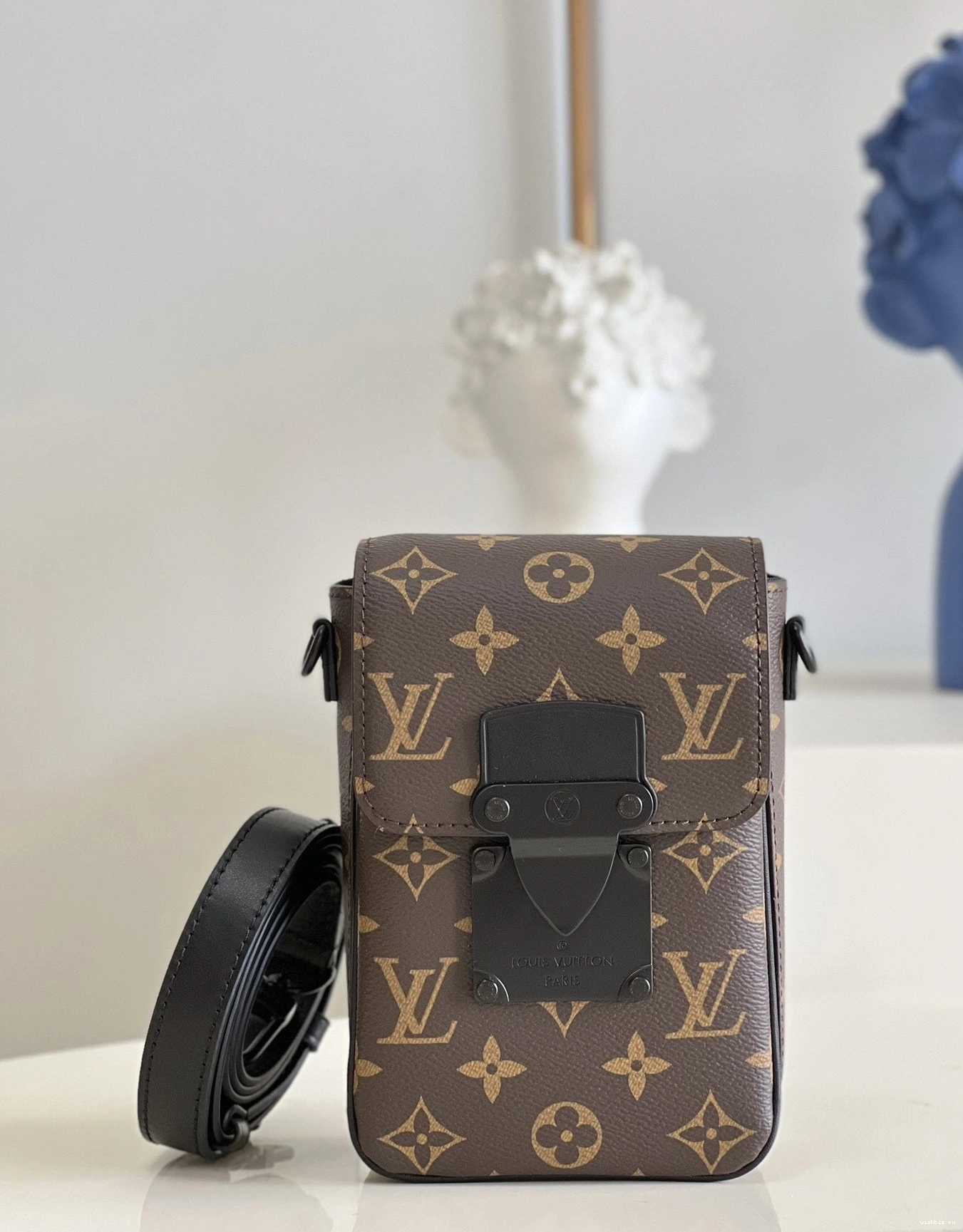 WIS VERTICAL WALLET VUITTON LOUIS WEARABLE S-LOCK 0212